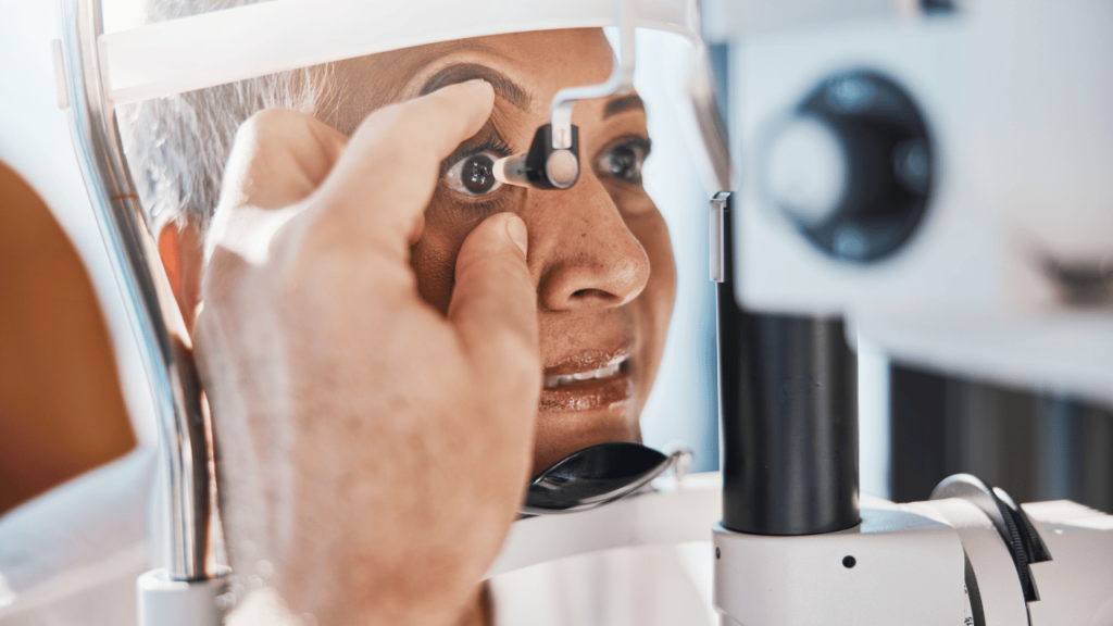 What to Expect Before LASIK Eye Surgery